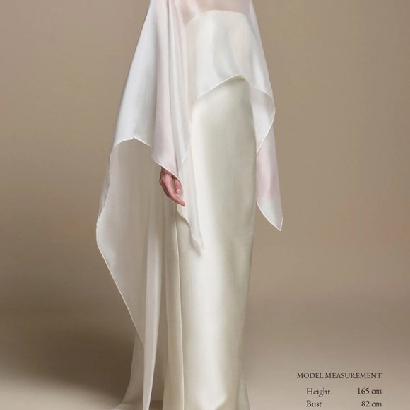 Ivory Cape-Sleeve Bridal Sheath Dress - Picture 2 of 2
